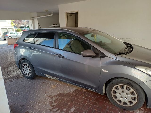 יונדאי i30