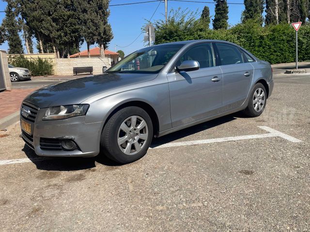 אאודי A4