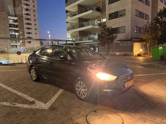 יונדאי אקסנט i25