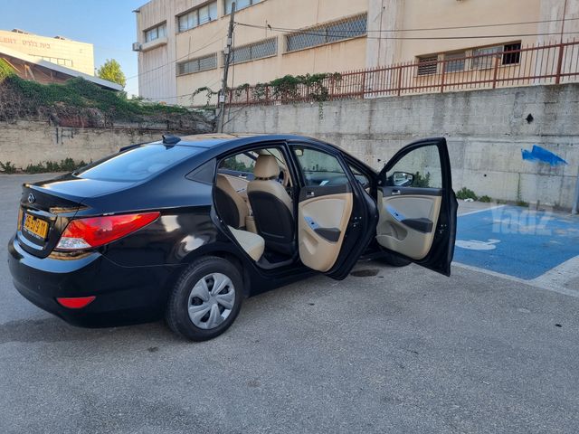 יונדאי אקסנט i25