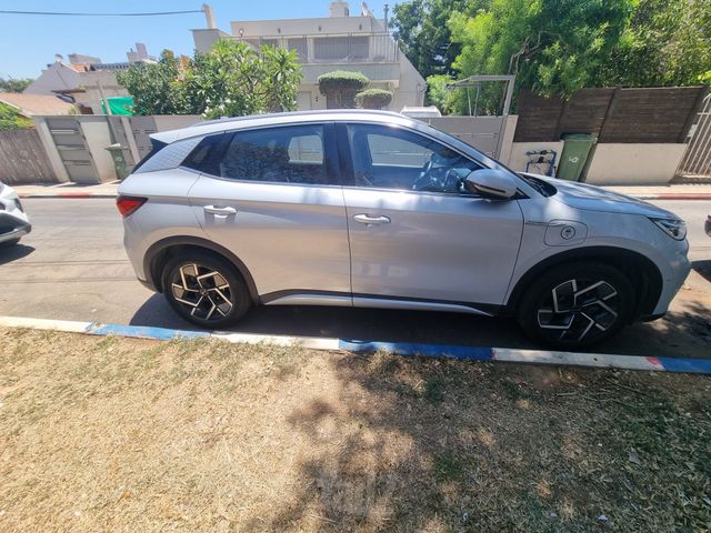 בי.ווי.די אטו 3