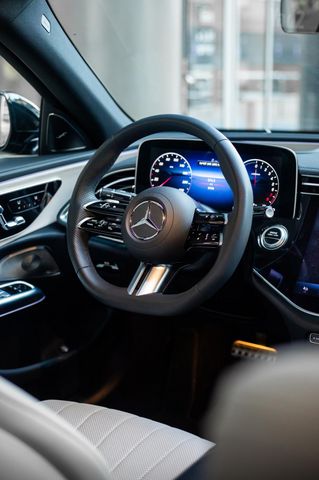מרצדס-בנץ E-class