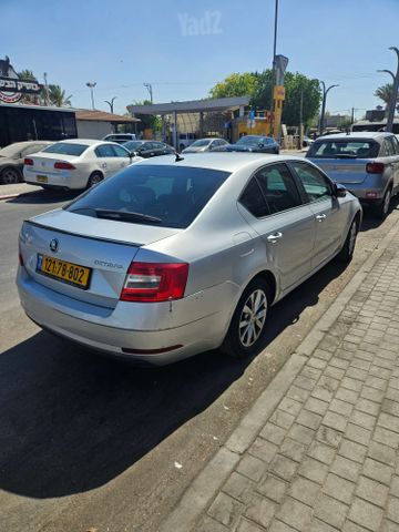סקודה אוקטביה