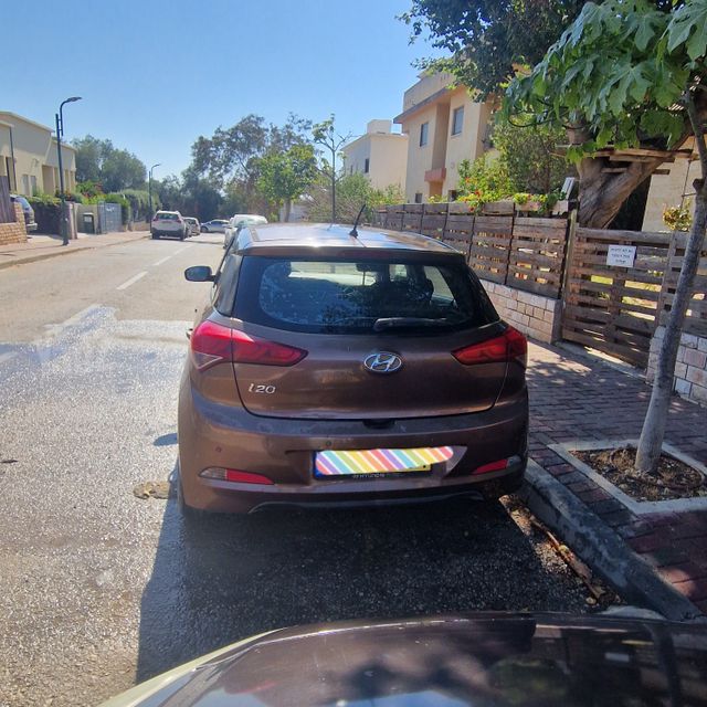 יונדאי i20