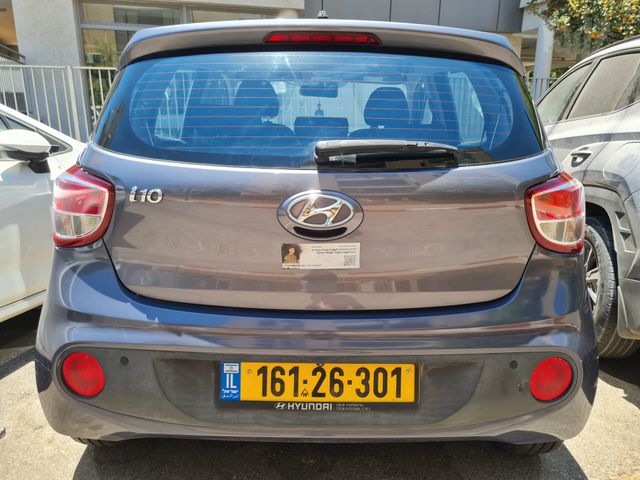 יונדאי i10