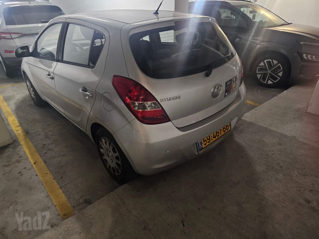 מודעת רכב יונדאי i20