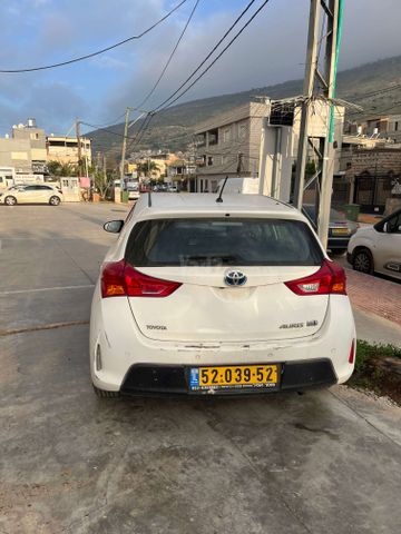 מודעת רכב טויוטה אוריס