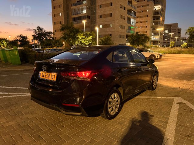 יונדאי אקסנט i25