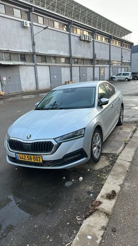 סקודה אוקטביה