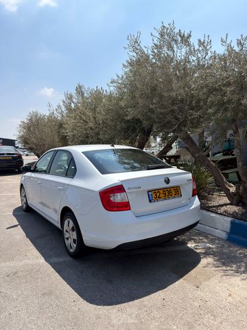 סקודה ראפיד