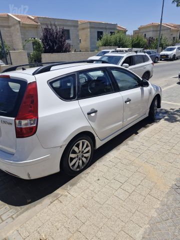 יונדאי i30