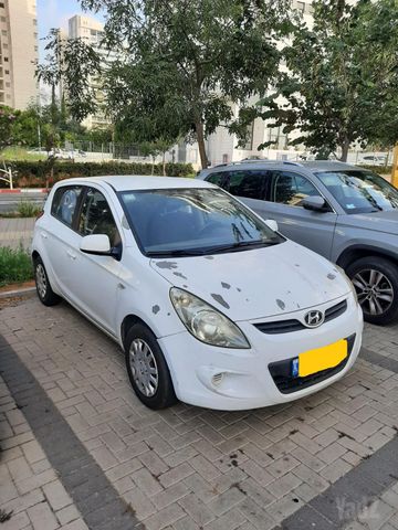 מודעת רכב יונדאי i20