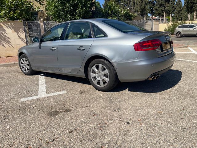 אאודי A4