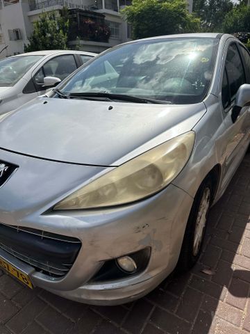 מודעת רכב פיג'ו 207