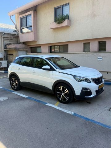 פיג'ו 3008