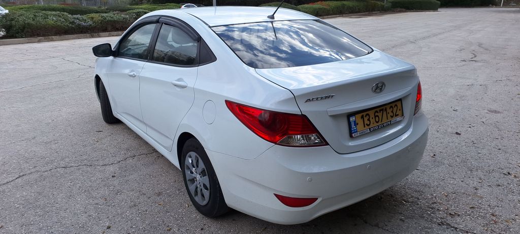מודעת רכב יונדאי אקסנט i25