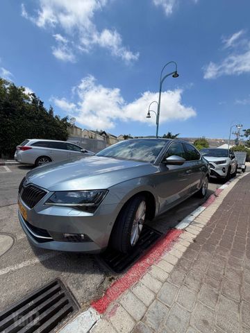 סקודה סופרב