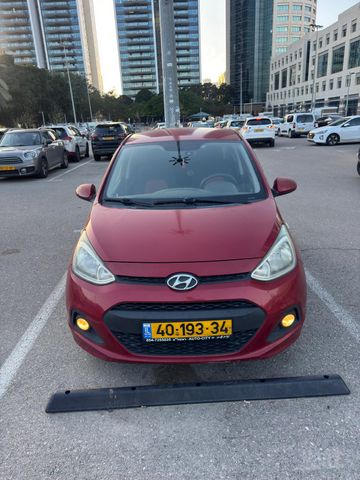 יונדאי i10