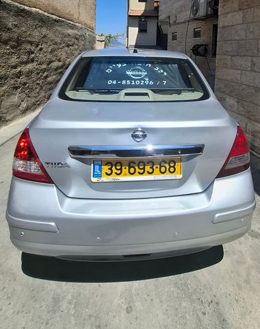 ניסאן טידה