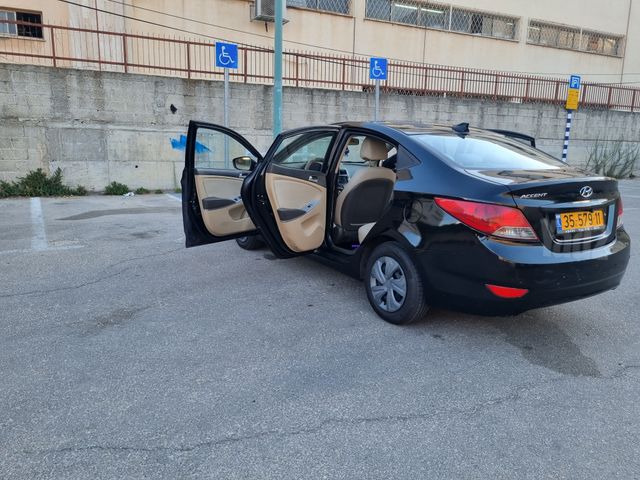 יונדאי אקסנט i25