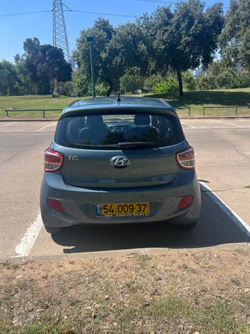 יונדאי i10