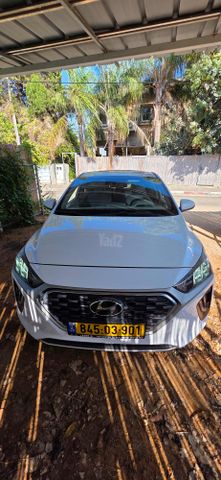 יונדאי איוניק