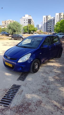 יונדאי i20