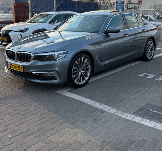 מודעת רכב ב מ וו סדרה 5
