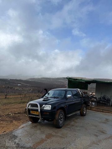 מודעת רכב מיצובישי טרייטון / L200