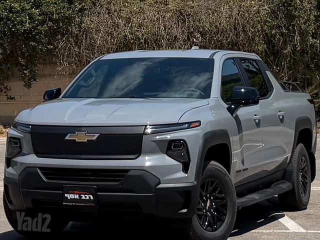 מודעת רכב שברולט סילברדו EV