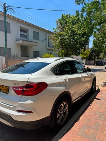 ב מ וו X4