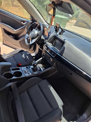 מודעת רכב מאזדה CX-5