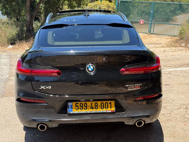 ב מ וו X4