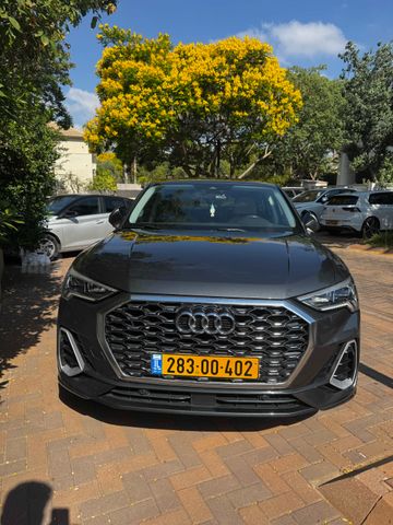 אאודי Q3