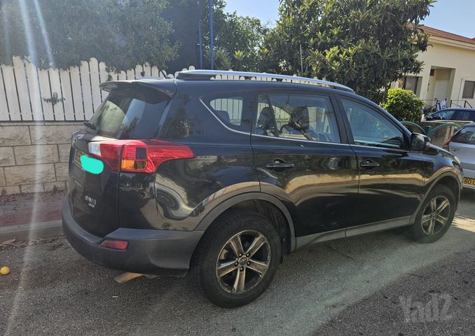 מודעת רכב טויוטה RAV4
