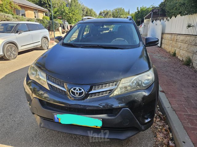 טויוטה RAV4