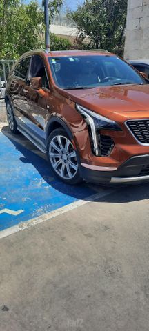 קאדילק XT4