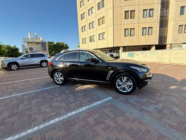 מודעת רכב אינפיניטי QX70
