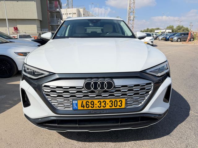 אאודי Q8 e-tron