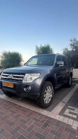 מיצובישי פג'רו