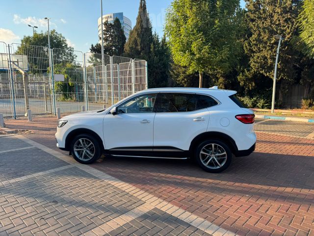 אם ג'י EHS PHEV