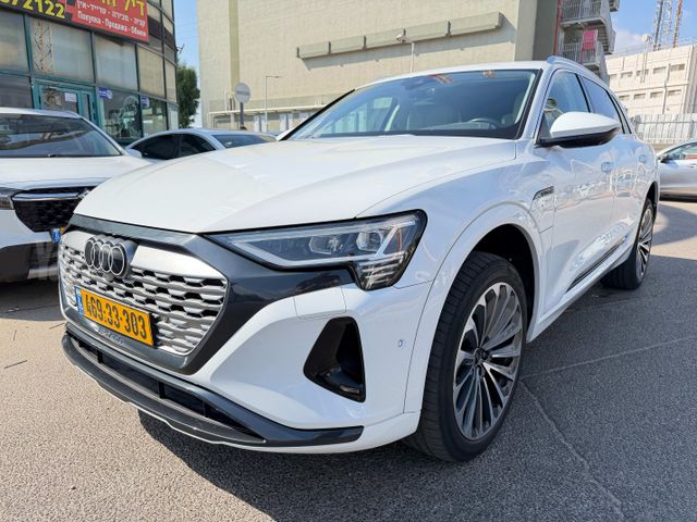 מודעת רכב אאודי Q8 e-tron