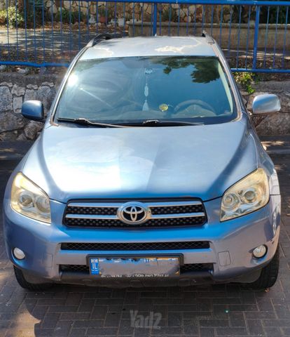 מודעת רכב טויוטה RAV4