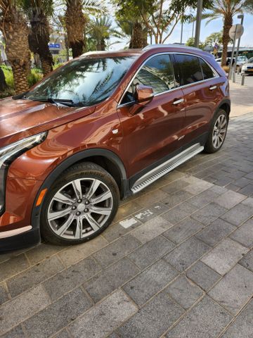 קאדילק XT4