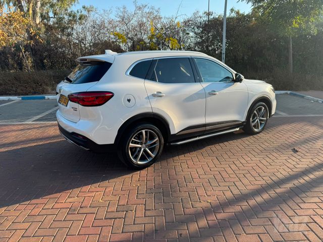 אם ג'י EHS PHEV