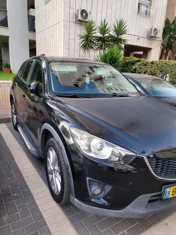 מודעת רכב מאזדה CX-5