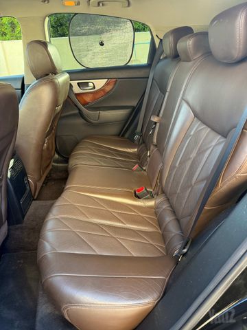 אינפיניטי QX70