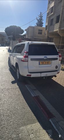 טויוטה לנד קרוזר