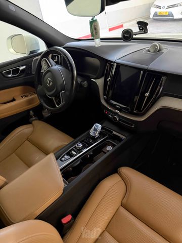 וולוו XC60