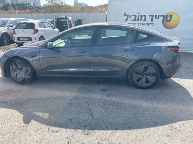 טסלה מודל 3